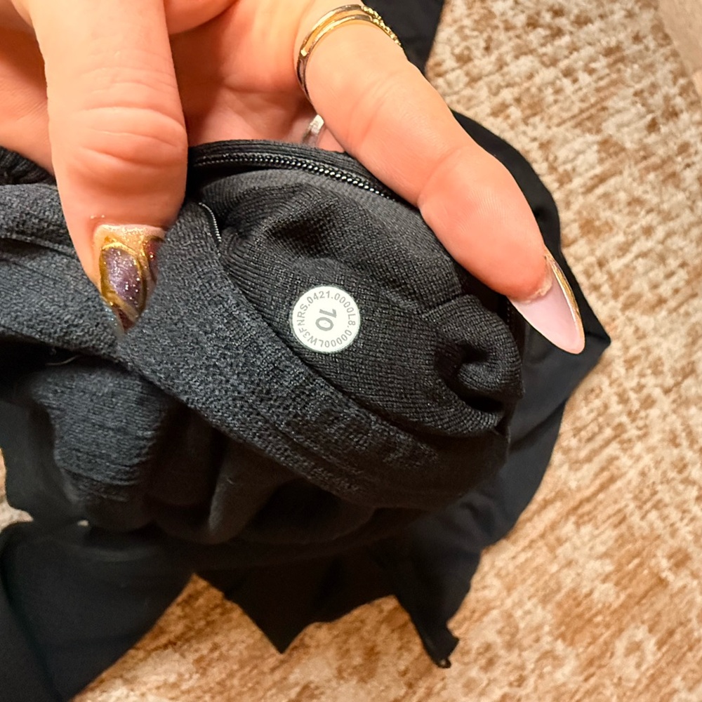 Lululemon Athletica Black Engineered Warmth Half Zip Size 10🖤🖤🖤 - Picture 4 of 5